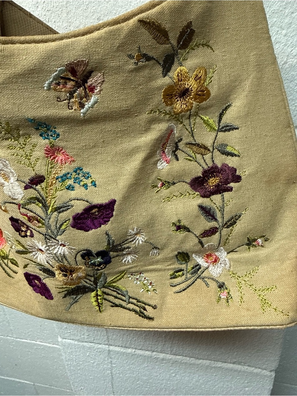 Bueno Beige Embroidered Floral Shoulder Bag - Picture 2 of 7
